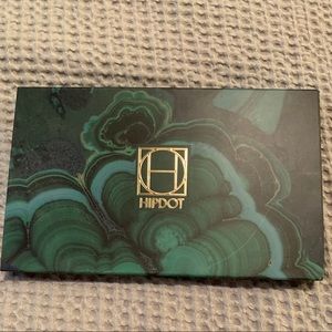 CENOTE pallet by hipdot